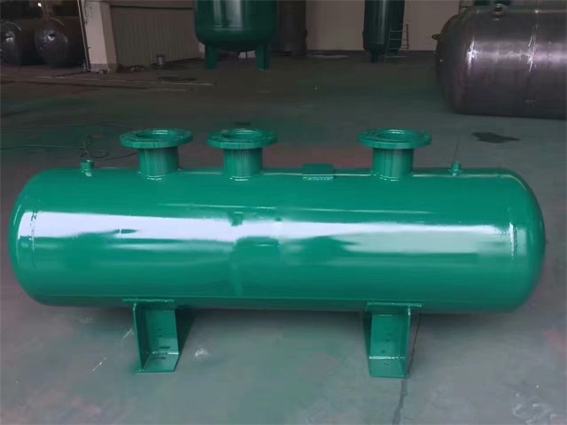 新都新都新都蒸汽分气缸